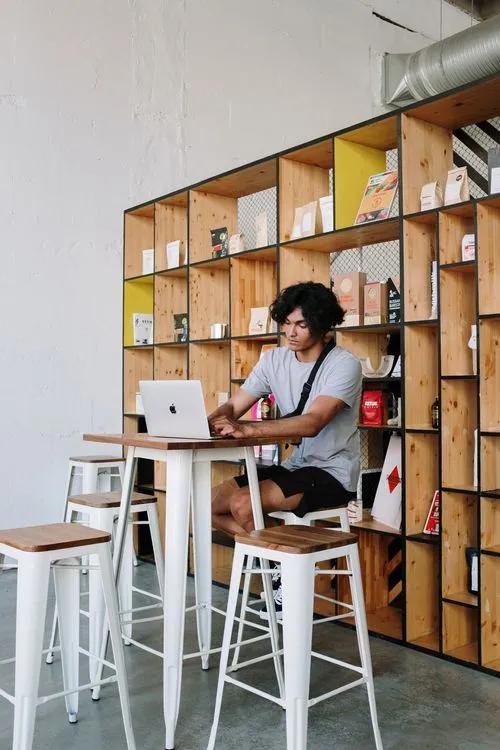 Student with laptop